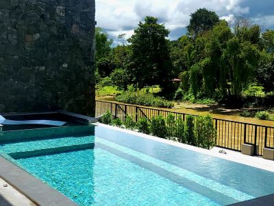 Song View Pool Villa