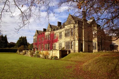 Gisborough Hall Hotel Отели в г. Гисборо