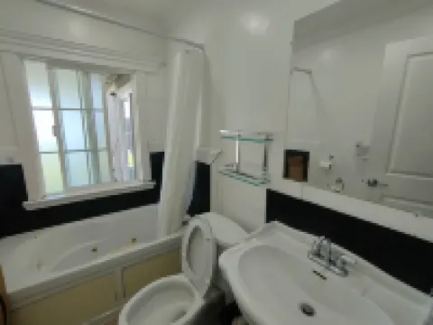 San Francisco Bay Area Guest Houses in Fremont