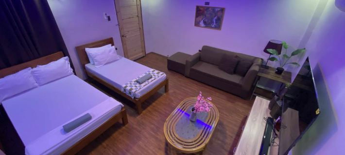 Momshie's Apartelle and Restaurant Hotels in La Union