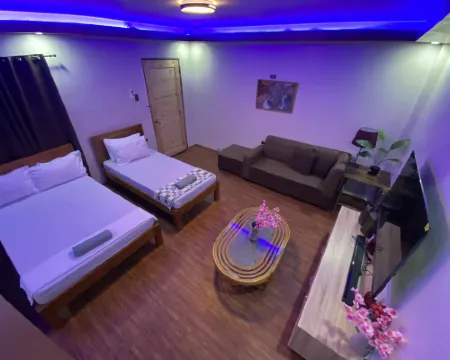 Momshie's Apartelle and Restaurant Hotels in Caba