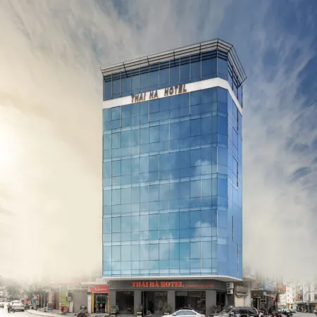 Thai Ha Hotel Отели рядом с достопримечательностью «Гора Бай Тхо»