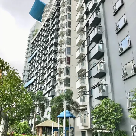 Manhattan Heights Tower-D Staycation in Metro Manila
