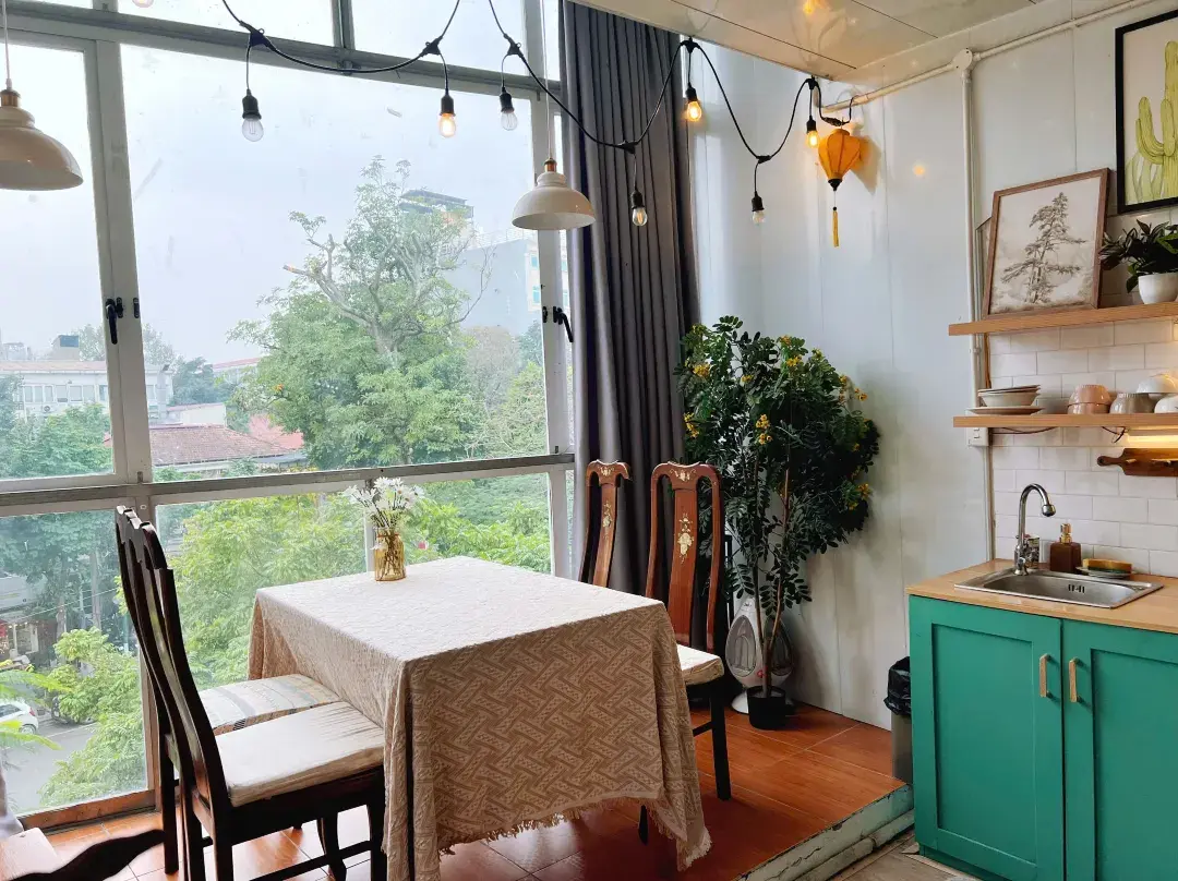 Zephyr Homestay Hanoi - ハノイ