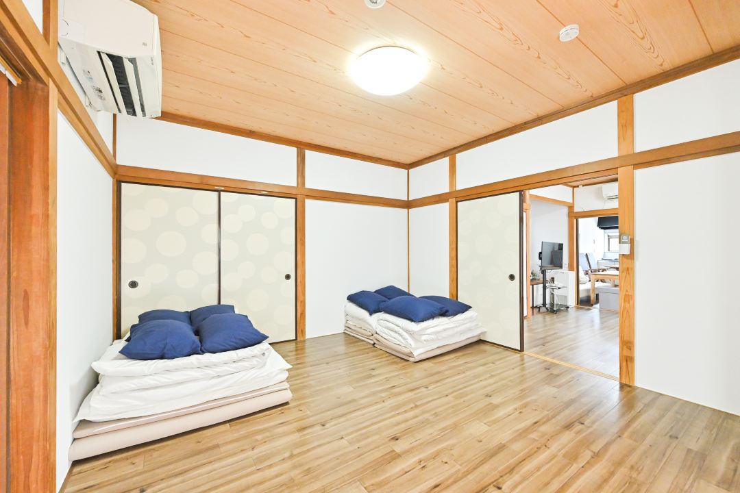 Happiness 10 Person House 2restrooms Near Narita Airport 3 Free Parking Spaces Hotels in Narita