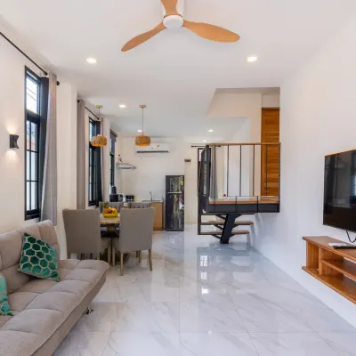 Mountain View chaloklum 2 bed house 哈科姆海滩附近的飯店