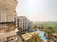 Luxury 2BHK | Near Yas Waterworld & Warner Bros ドゥアリーナ周辺のホテル