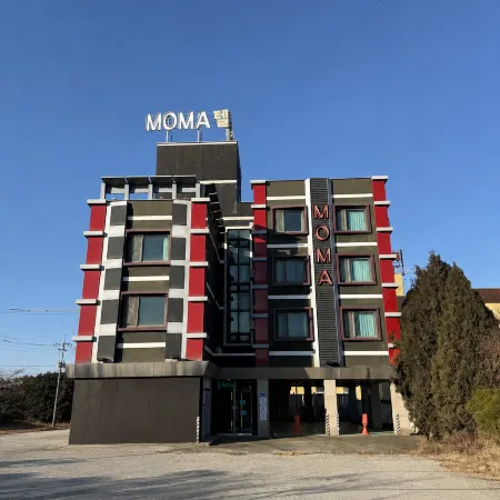 Taean (Anmyeondo) Moma Stay & Sauna