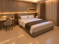 라비온 트리아농 주변 호텔