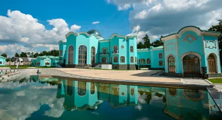 Malakhovka Palace (Малаховка Палас) Отели в г. Люберецкий район