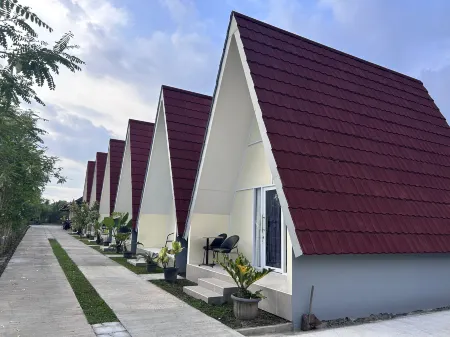 Annet Homestay Yogyakarta Отели в г. Sleman