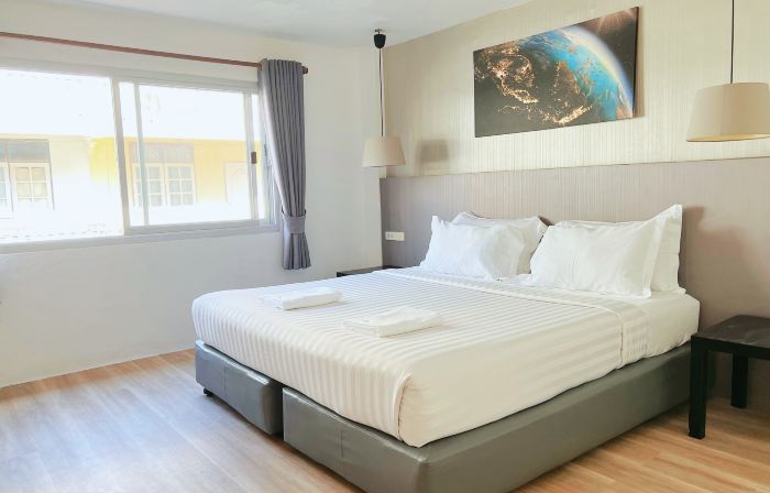 Whale Hostel Cha-Am