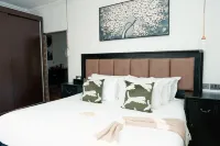 Serene Luxury Hotel