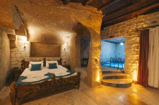 Cappatria Cave House