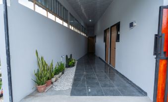 ELBA Guesthouse Near UNNES By ARBA