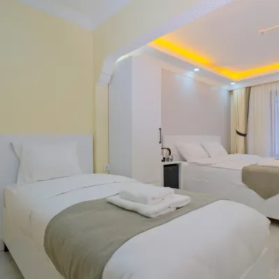 Lucky Hotel Istanbul Hotels near Kubbe-i Ask Cafe