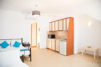 Aelia Suites Akrotiri, Santorini