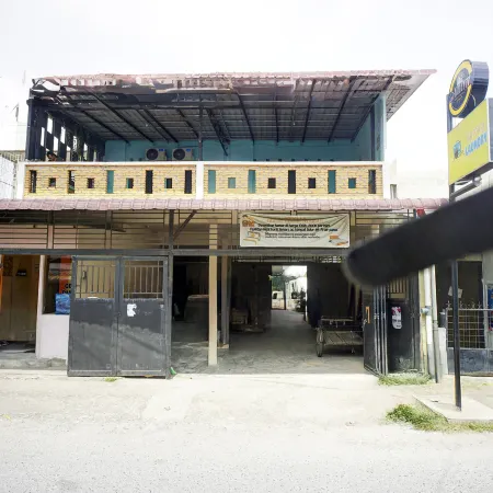 OYO 94768 Al-hamra Guest House