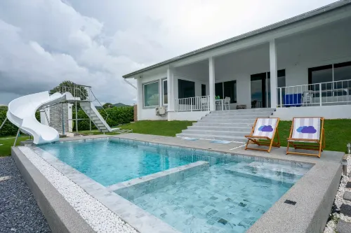 Konmek Poolvilla - Pool