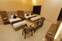 Hotel Radhavan - 2-Star