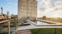 MetaWiseBnB Hyde Park Studio Pool, Gym & Hyde Park - Condos