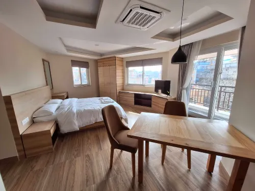 West Studio Flat 1, Lalitpur Inn - Kondo