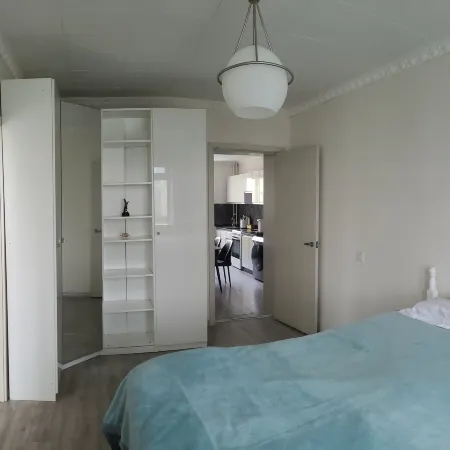 Cozy Central City Apartment