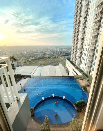 PakuwonMall Apartment @Anderson Studio By B&B Host Отели рядом с достопримечательностью «Loop»