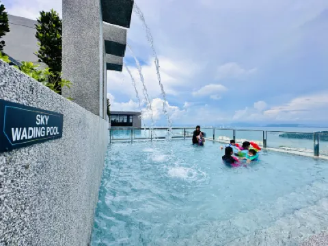 Relax Familystay (Iconic Regency Service Residences Penang)3BR-9pax 鄰近馬來西亞理科大學的酒店