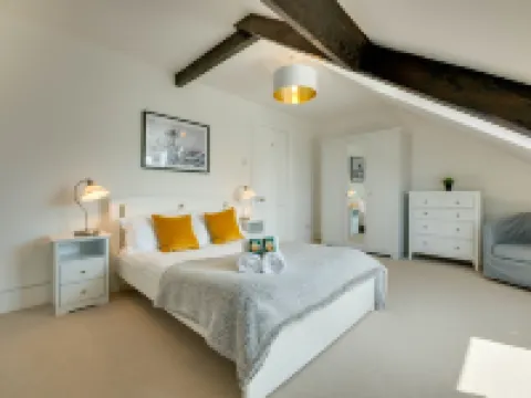 Percy Apartments for long stays - By Week2Week Hotels in Tynemouth