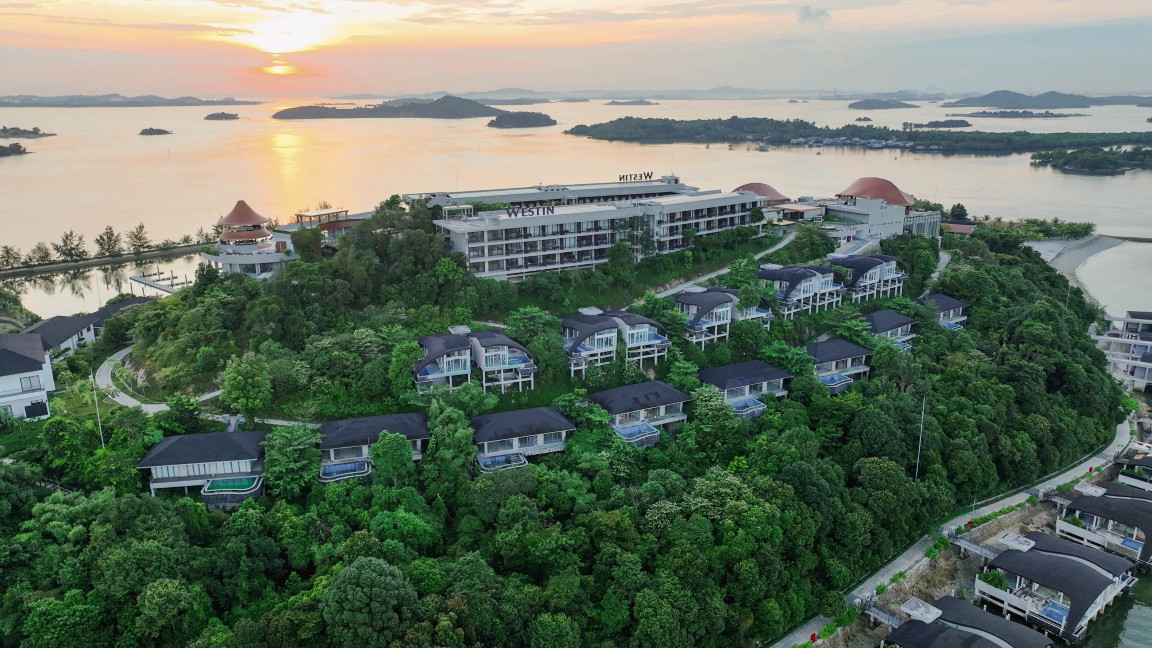 Riahi by Swiss-Belhotel Hotels in Batam