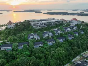 Riahi by Swiss-Belhotel Nirup Island
