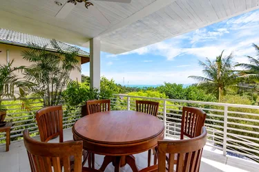 รูปภาพของวิลล่ามีสระว่ายน้ำวิวทะเลใกล้ชายหาด วี224