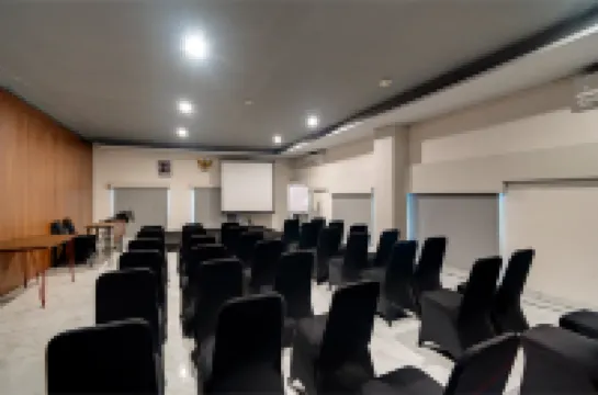 Life Hotel Sidoarjo Hotel di Kecamatan Buduran