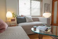 Spacious 120 m² / 4 BRs / Sleeps 8 / 3 min Station