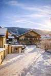 Calm Alpine Apartment | 2 minutes to Ski entrance - parking