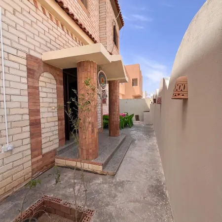 IRA Hostel