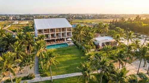 Rucha Beachfront Retreat