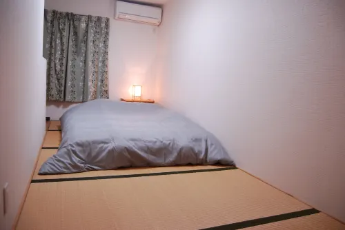 OSAKA TENGACHAYA STATION GUEST HOUSE @ TAI THAI　１ - Huvilat