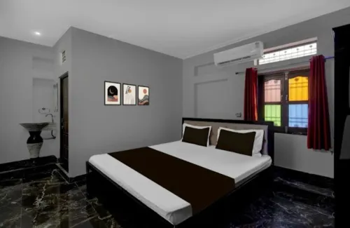 Shri daulat villas hotel