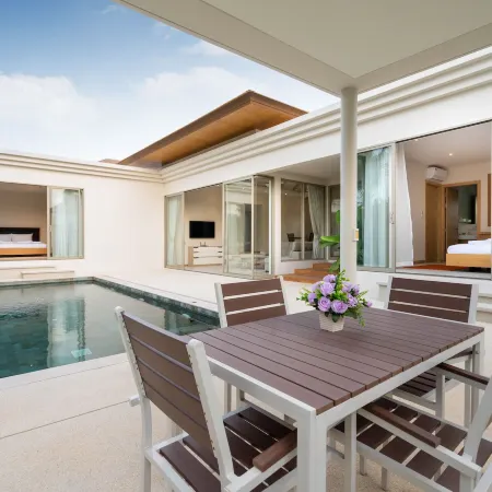 Spacious Pool Villa 3-Bedrooms, WiFi @ Trichada Tropical