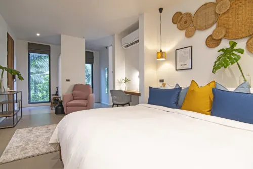 Coconut Lane Bangkok Hotels in Phra Pradaeng