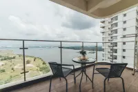 KingsBay Floral Haven 3BR 8pax Sea View Hotels in Johor Bahru