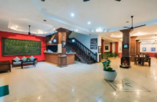 VPlus Hotel
