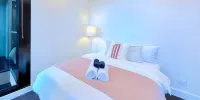 Modern Apt in Hawthorn East Free Secure Parking - 2 Bedroom Apt