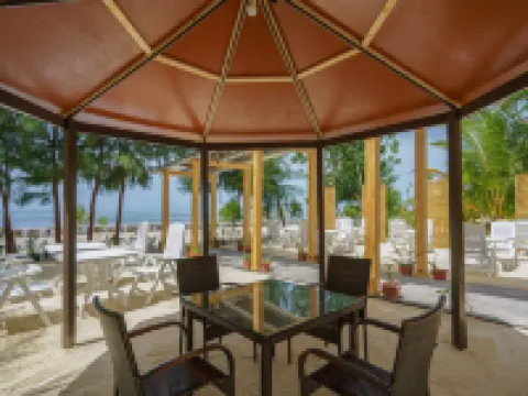 Solunar Maldives Hotels in Maafushi