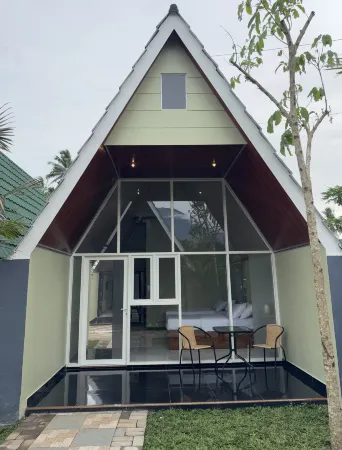 KALININGRAT COTTAGE 2