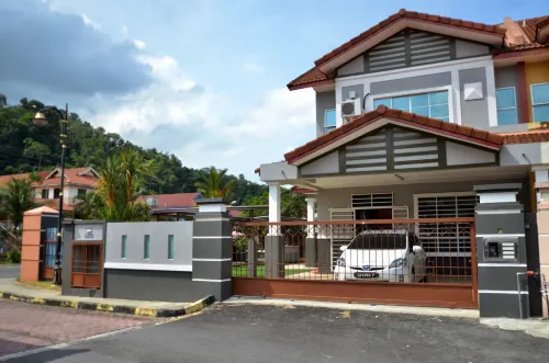 Puteri Indah Homestay