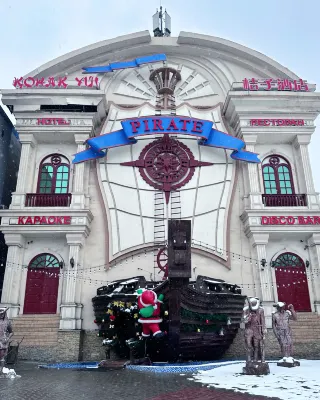 JuZi Hotel