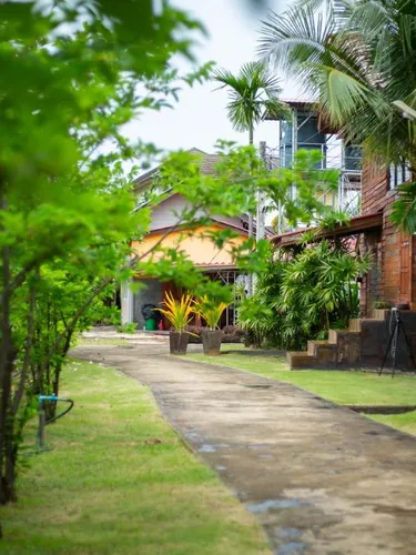 รูปภาพของภานุมาศ ลองสเตย์